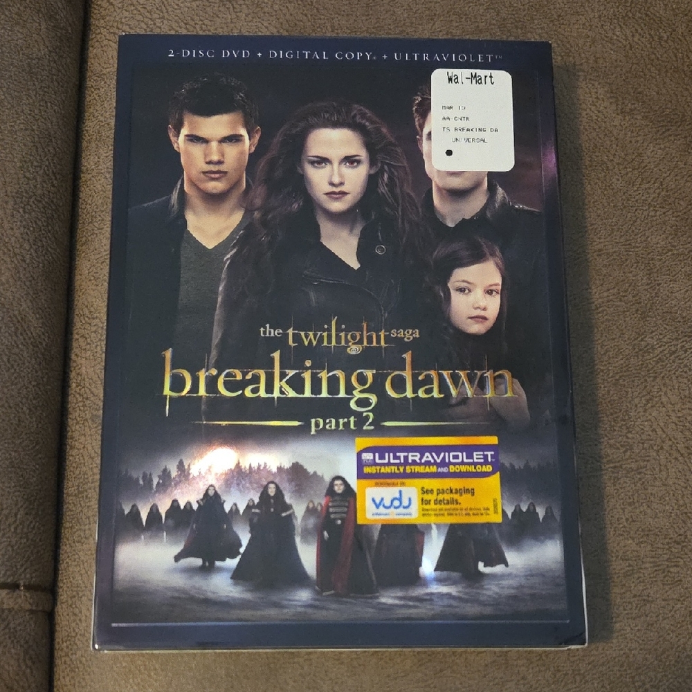 Twilight Saga Breaking Dawn Part 2 DVD